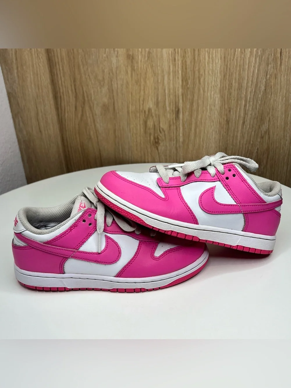 Nike Dunk Low Shoes Girls Size 2Y White Pink Leather Sneakers FB9108-102